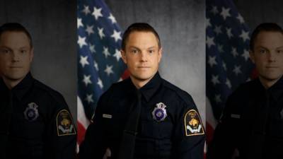 Neb. officer shot in the face and head during struggle with alleged mall shoplifter - fox29.com - Kenya - state Nebraska - city Omaha