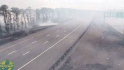 Wildfire spreads across Lakewood, Garden State Parkway closed near Route 70 - fox29.com - county Garden - state New Jersey