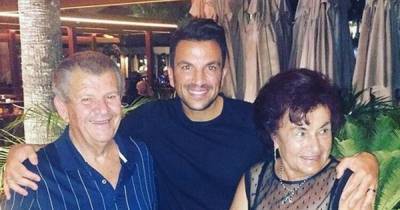 Peter Andre - Peter Andre posts heartbreaking tribute to mum as pandemic keeps them apart - mirror.co.uk - Australia - county Day