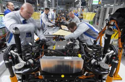 Volkswagen plans six battery factories to ramp up electrics - clickorlando.com - Germany - Sweden