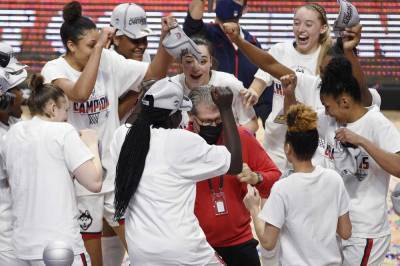UConn finishes No. 1 in women's AP Top 25 for 16th time - clickorlando.com