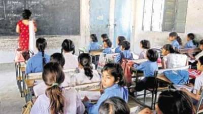 Telangana: High number of COVID-19 cases reported from two schools - livemint.com - India