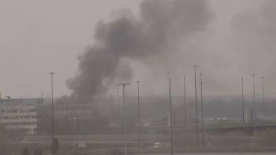 Crews battling brush fire near Philadelphia International Airport - fox29.com