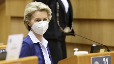 Ursula Von - EU chief threatens tougher vaccine export curbs - rte.ie - Eu