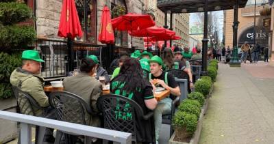 B.C. bars hope St. Patrick’s Day one of last events severely impacted by COVID-19 protocols - globalnews.ca