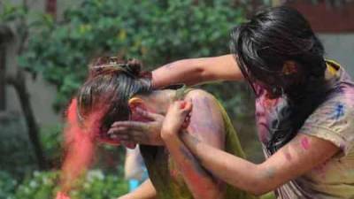 Covid-19: Odisha govt asks not to people celebrate 'Holi' in public places - livemint.com - India