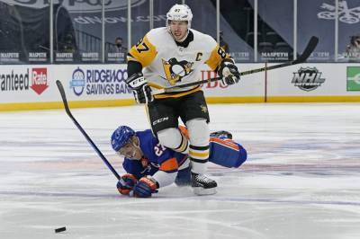 Mike Sullivan - The Latest: Penguins star Crosby placed on COVID-19 list - clickorlando.com - county Crosby - city Sidney, county Crosby