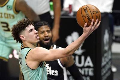 AP Source: LaMelo Ball expected to miss rest of season - clickorlando.com - Los Angeles - state North Carolina - Charlotte, state North Carolina - city San Antonio - city Charlotte