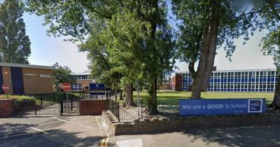 Only one year group left at high school amid Covid cases - manchestereveningnews.co.uk - city Manchester