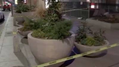 Man shot twice at City Hall SEPTA station - fox29.com - county Hall