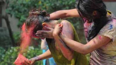 Amid Covid scare: UP govt issues guidelines ahead of Holi festivities. Details - livemint.com - India