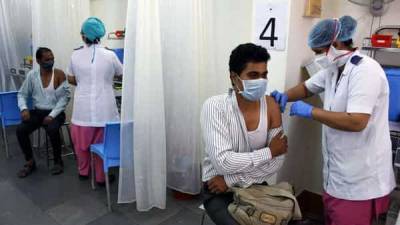 Maharashtra tops in vaccination; Covid-19 surge also maximum in state - livemint.com - India