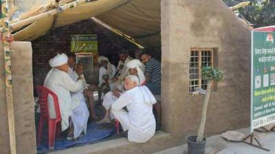 Delhi: 40-bed hospital at Tikri border to provide health services to farmers - livemint.com - India - city Delhi