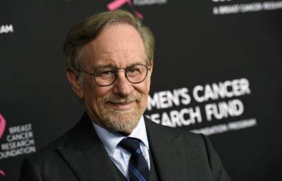 Steven Spielberg - Kate Capshaw - Spielberg donates Genesis Prize money to justice nonprofits - clickorlando.com - New York - Israel