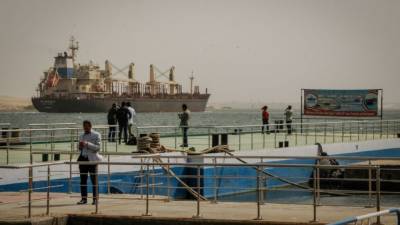 How the Suez Canal cargo ship jam impacts billions in global trade - fox29.com - Egypt