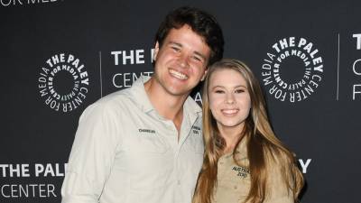 Chandler Powell - Bindi Irwin gives birth, honors late father with baby's name - fox29.com - New York - county Irwin
