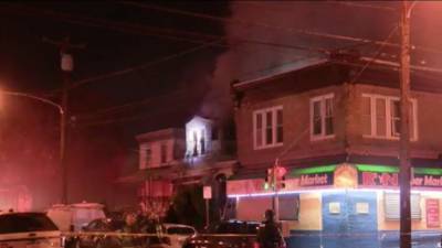 Police: Eastwick man pistol-whipped girlfriend, barricaded self inside home before it went up in flames - fox29.com - Philadelphia - city Philadelphia