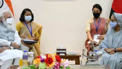 PM Modi gifts 1.2 million COVID-19 vaccines to Bangladesh - livemint.com - India - Bangladesh