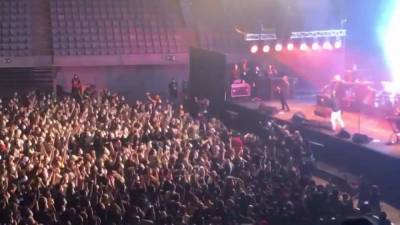 Thousands attend concert in Barcelona after COVID-19 screening - fox29.com - Spain - Palau