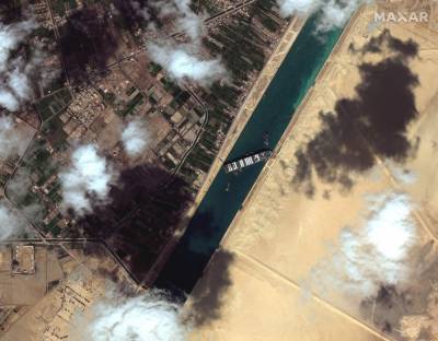 2 tugboats speed to Egypt's Suez Canal as shippers avoid it - clickorlando.com - Panama - Egypt