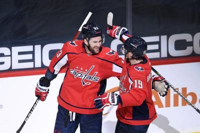 Alex Ovechkin - Tom Wilson - Alexis Lafreniere - Capitals hold on to beat Rangers for 10th win in 11 games - clickorlando.com - New York - Washington - city Washington - county Wilson