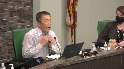 ‘Is this patriot enough?’: Ohio official of Asian descent shows war scars from US Army career - fox29.com - Usa - state Ohio