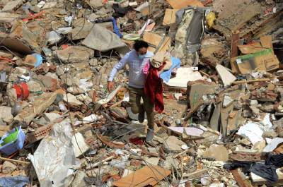 Infant found alive after Egypt building collapse - clickorlando.com - Egypt