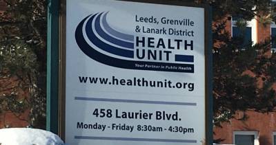 Leeds, Grenville, Lanark health unit warns of COVID-19 community spread after gathering - globalnews.ca