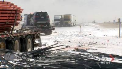 Jackie Wilson - Wintry weather leads to massive pileup east of Calgary - globalnews.ca - Canada