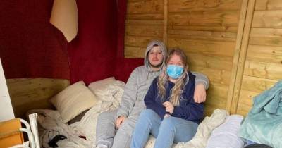 Couple who met playing GTA Online made homeless by pandemic and forced to live in shed - dailystar.co.uk - Ireland