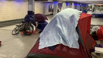 Homeless encampment cleanup begins Wednesday at Center City PATCO station - fox29.com
