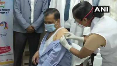 Delhi CM Arvind Kejriwal takes first dose of Covid-19 vaccine Covishield - livemint.com - India - city Delhi