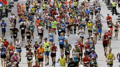 Boston Marathon's plan to hand out 70K medals roils runners - clickorlando.com - county Marathon - city Boston, county Marathon