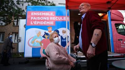 Olivier Véran - France may follow Italy and block Covid vaccines being exported abroad - rte.ie - Italy - France - Australia - Eu - city Rome - South Africa - Brazil