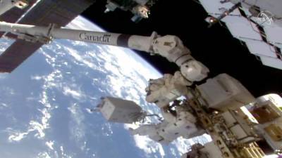 Kate Rubins - Soichi Noguchi - WATCH LIVE: Astronauts conduct spacewalk on ISS - clickorlando.com - Japan