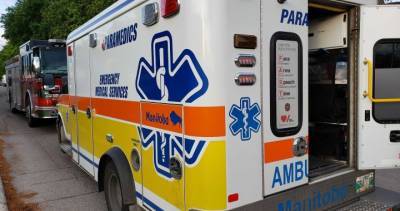 Winnipeg paramedics asked to double up on masks: internal memo - globalnews.ca