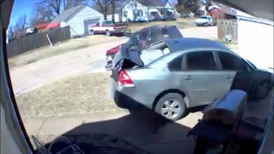 Man arrested after video captures him ‘intentionally’ driving car into ex-wife’s vehicle and home, police say - fox29.com - state Oklahoma