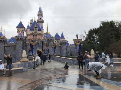 California OKs reopening of ball parks, Disneyland - clickorlando.com - state California - city Sacramento