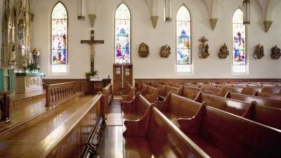 Catholic bishops urge reopening of churches for Easter - rte.ie - Ireland