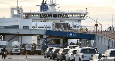 B.C. ferry union says allowing in-person dining on vessels puts workers at risk - globalnews.ca - Canada