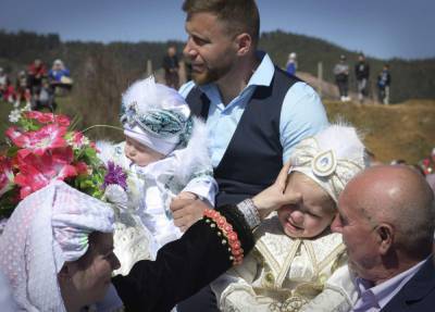 Bulgarian Muslims hold circumcision festival despite virus - clickorlando.com - Bulgaria
