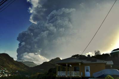 St. Vincent seeks water, funds as volcano keeps erupting - clickorlando.com - city Kingstown