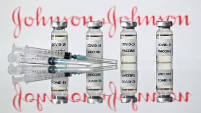 CDC investigating death possibly connected to Johnson & Johnson vaccine - fox29.com - Usa