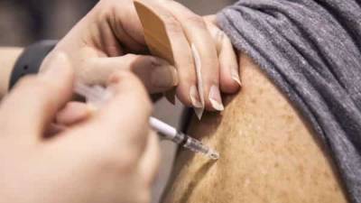 More colleges to require student covid-19 vaccinations - livemint.com - India