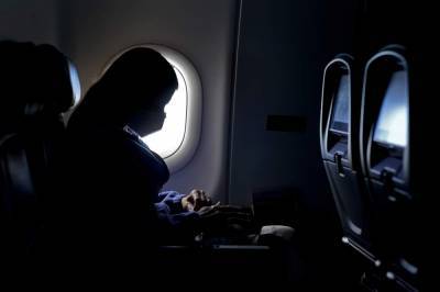 Study finds that blocking seats on planes reduces virus risk - clickorlando.com