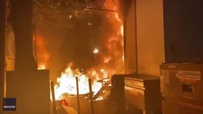 Riot declared in Portland when protesters smash windows, set fires after police kill man - fox29.com - state Oregon - city Portland, state Oregon
