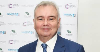 Eamonn Holmes shares health update as he employs new tech in struggle with chronic pain - mirror.co.uk