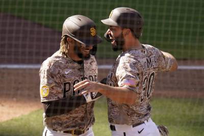 Trevor Bauer - Blake Snell - Cy Young - Tommy Pham - Corey Seager - Eric Hosmer - Hosmer delivers late for Padres in 5-2 win over Dodgers - clickorlando.com - Los Angeles - city Los Angeles - county San Diego