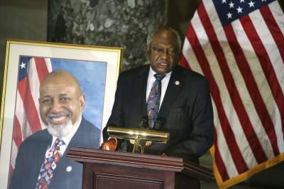 James Clyburn - Leaders honor late Rep. Hastings as an outspoken fighter - clickorlando.com - state Florida - Washington - state South Carolina