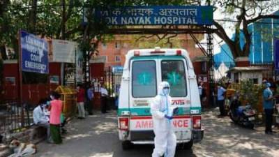 Delhi: Over 2500 ambulance calls daily from Covid patients in past one week - livemint.com - India - city Delhi